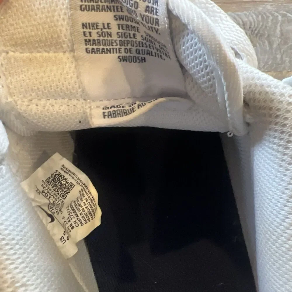 Nike product pair